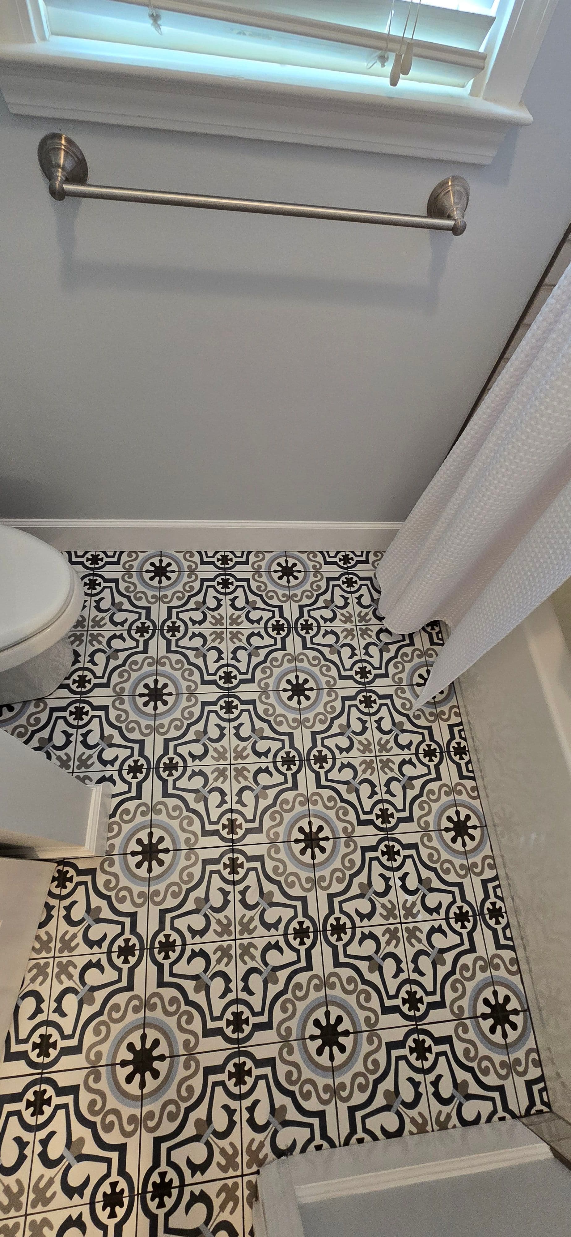 Gallery photos for Bathroom Upgrade with Patterned Tiles: Image #4